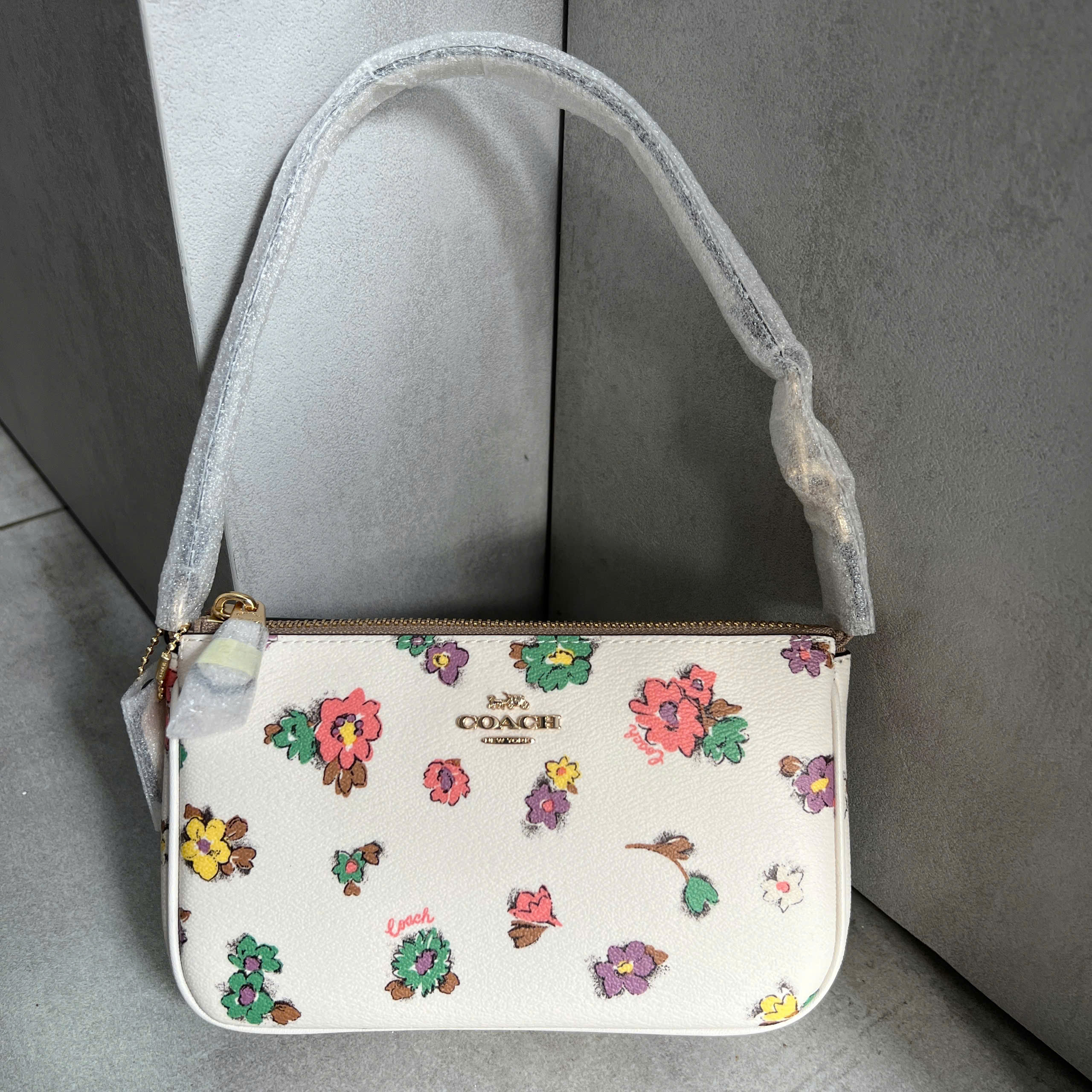 COACH FLORAL FIELD NOLITA BAG - WHITE
