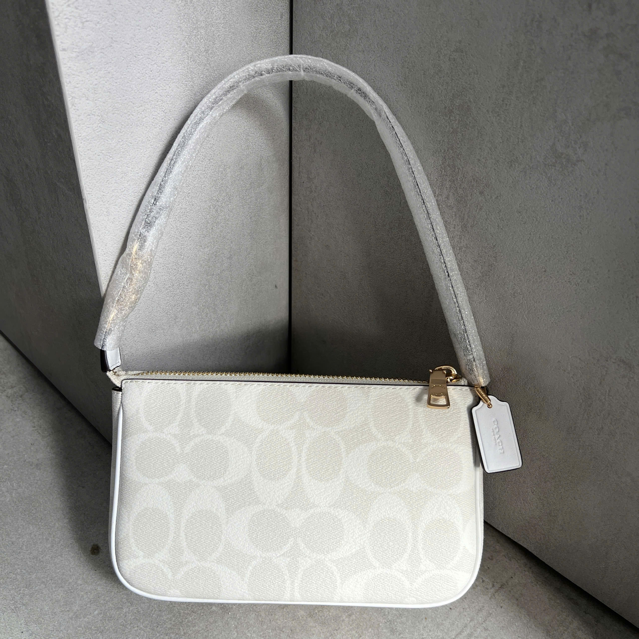 COACH SIGNATURE NOLITA BAG - WHITE