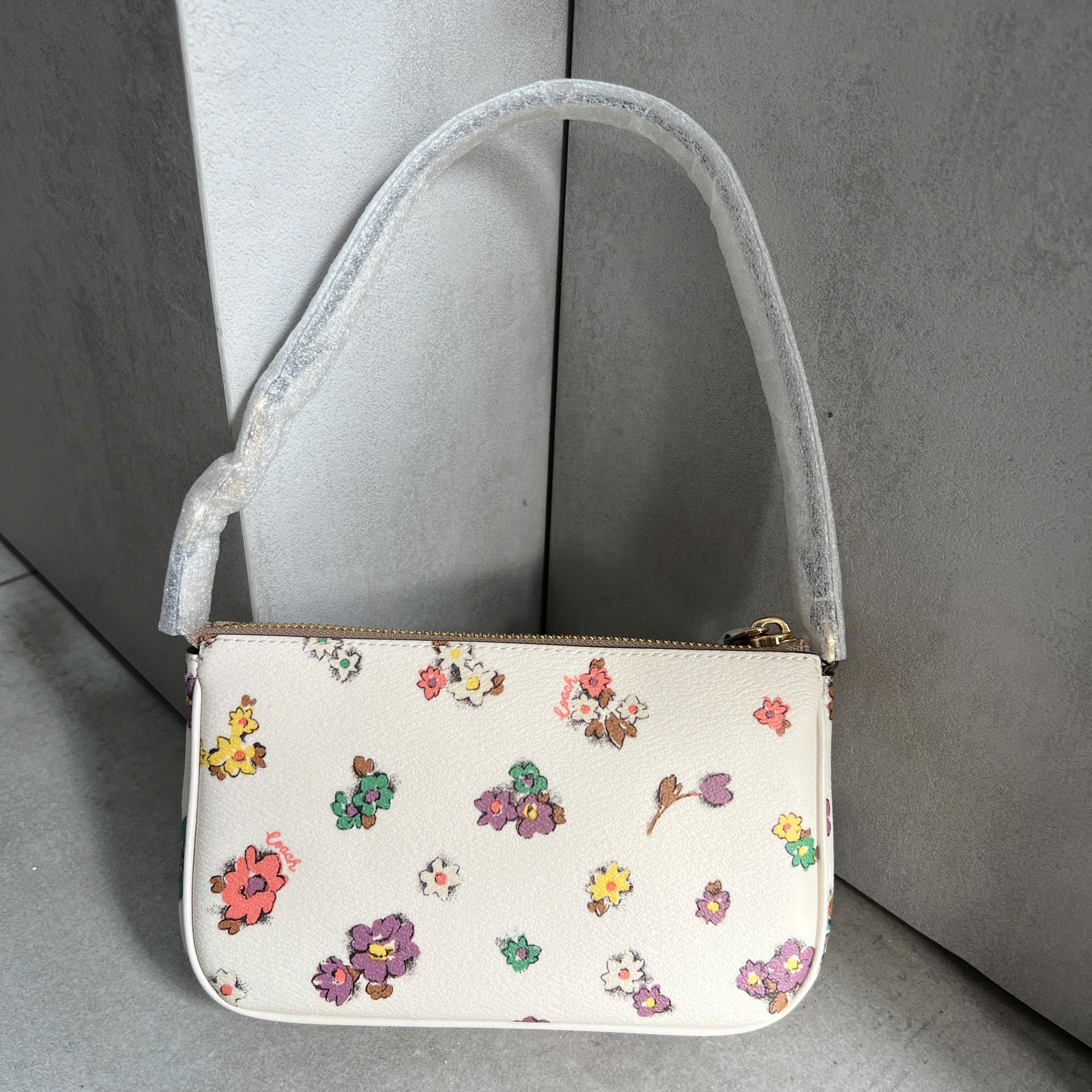 COACH FLORAL FIELD NOLITA BAG - WHITE