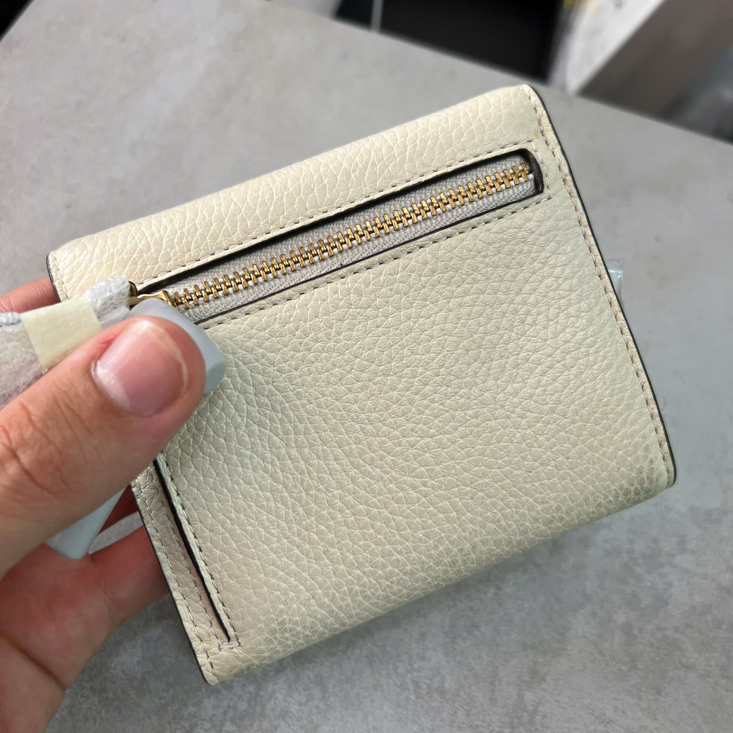 COACH MILA FLAP CHALK SMALL WALLET - CREAM