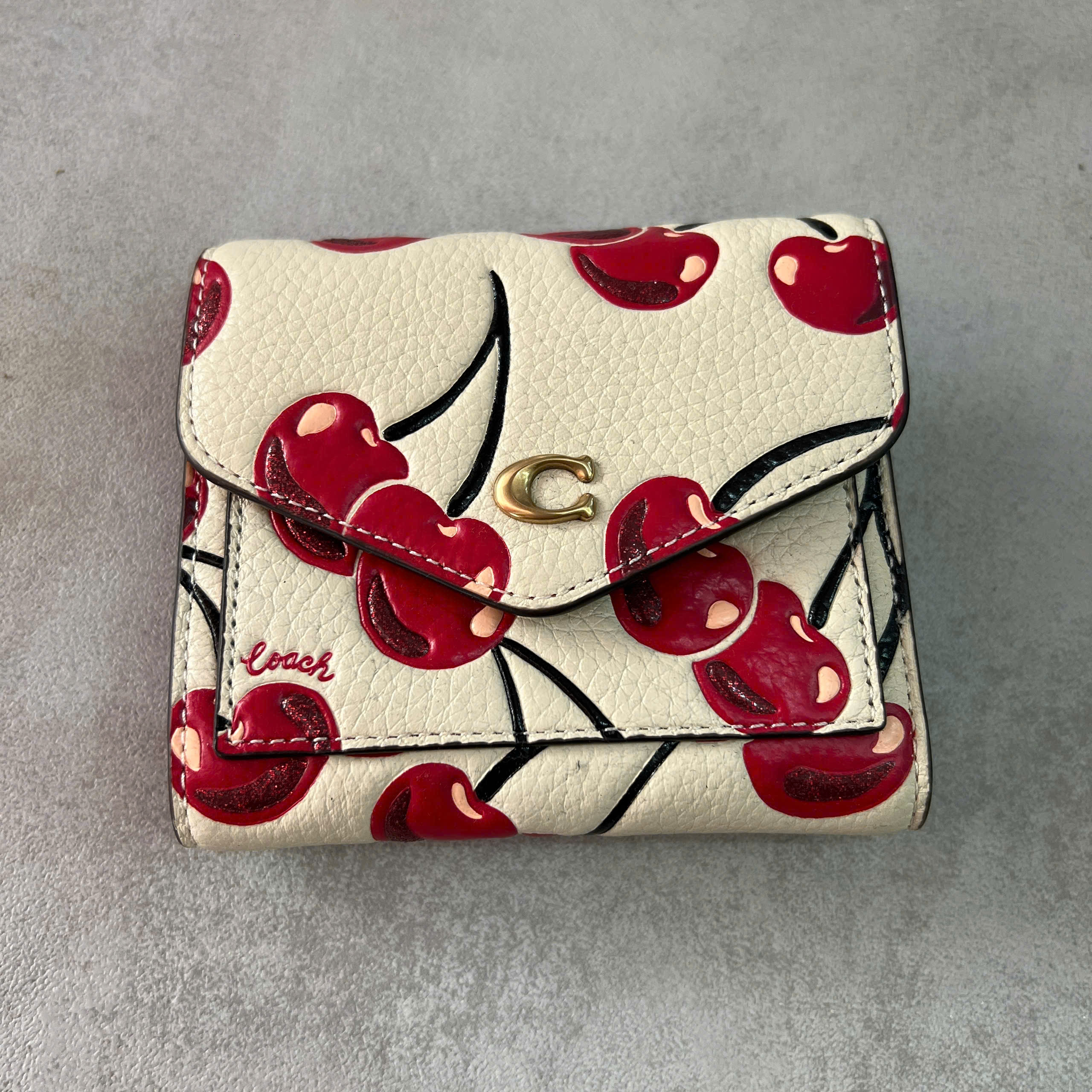 COACH CHERRY WYN SMALL WALLET - WHITE